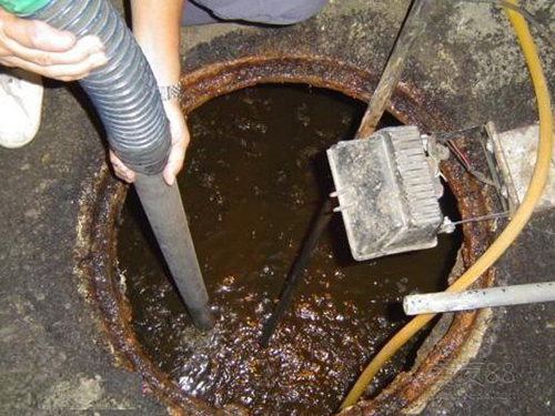 罗城隔油池清理