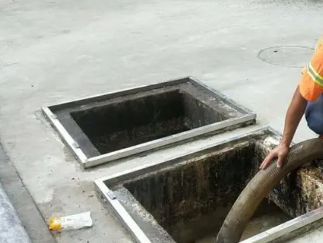 罗城化粪池清理