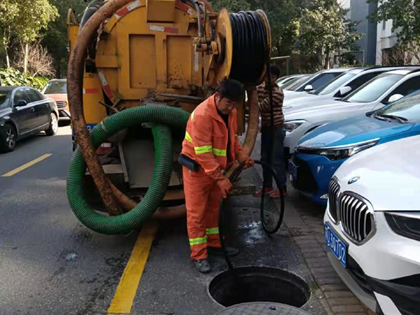 罗城排污管道清淤